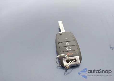 2015 Kia Optima Lx z USA, uszkodzony, nr VIN 5XXGM4A76FG381155